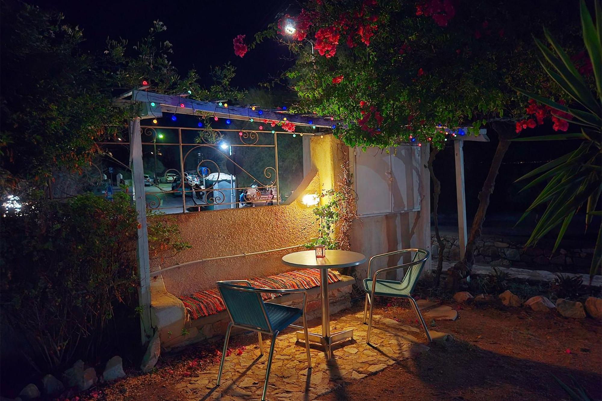 Villa Dolphin Azolimnos Ngoại thất bức ảnh