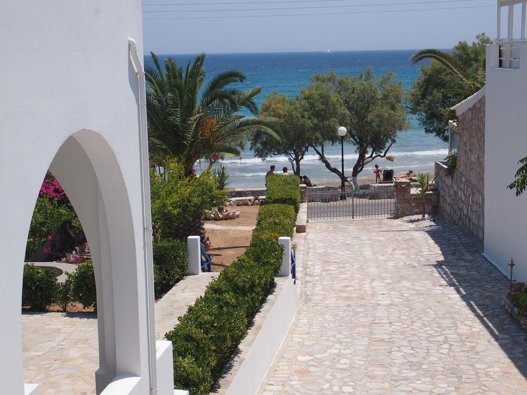 Villa Dolphin Azolimnos Ngoại thất bức ảnh